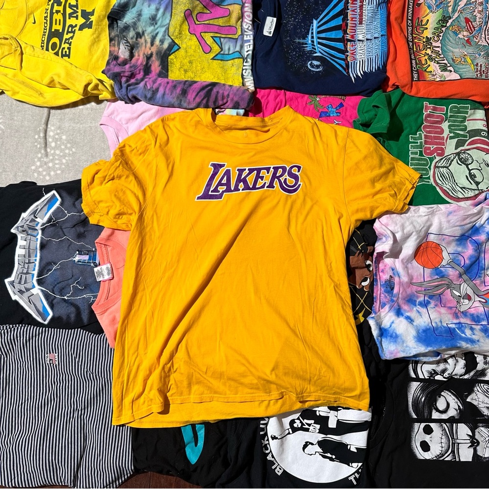 Mens Nike LEBRON JAMES LA LAKERS XL T-SHIRT